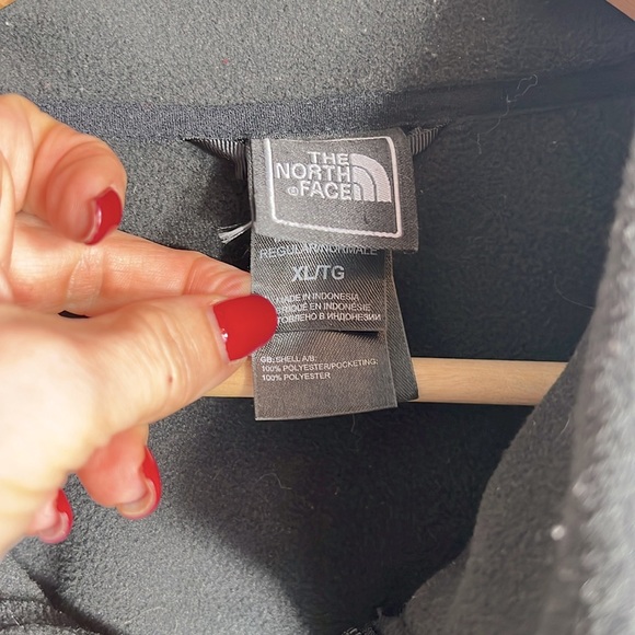 North Face Men's Black Fleece Zippered Jacket size XL - Picture 3 of 11